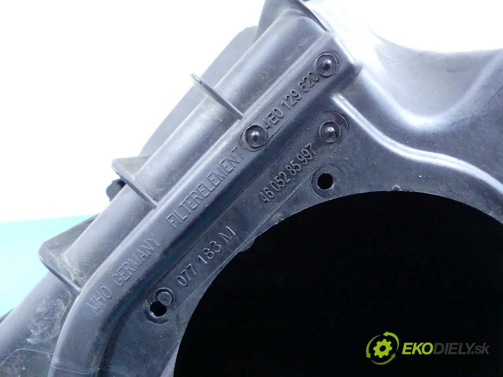 Audi A8 D3 2002-2009 4.0 TDI Skrz.: 275 hp automatic 202 kW 3936 cm3 4- obal filtra vzduchu 4E0129620 (Kryty filtrů)