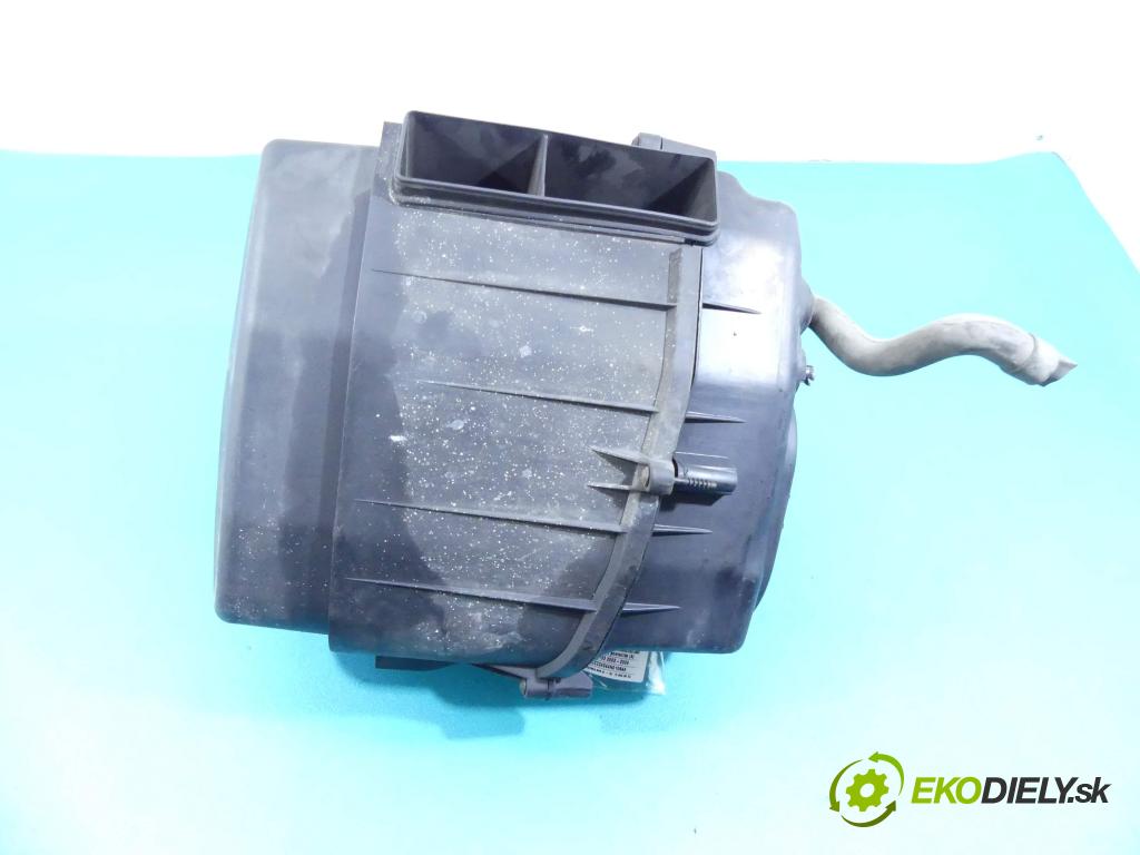 Audi A8 D3 2002-2009 4.0 TDI Skrz.: 275 hp automatic 202 kW 3936 cm3 4- obal filtra vzduchu 4E0129620 (Kryty filtrů)