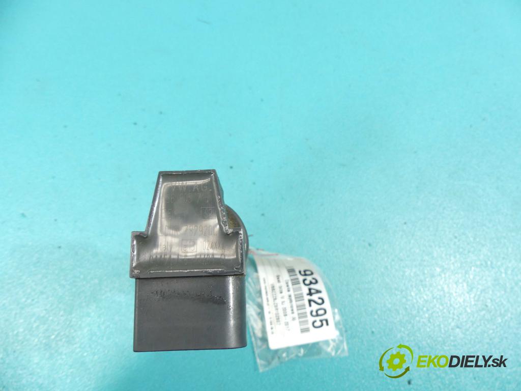 Seat Ibiza IV 6J 2008-2017 1.4 16v 86 HP manual 63 kW 1390 cm3 3- cievka zapaľovacia 036905715 (Zapaľovacie cievky, moduly)