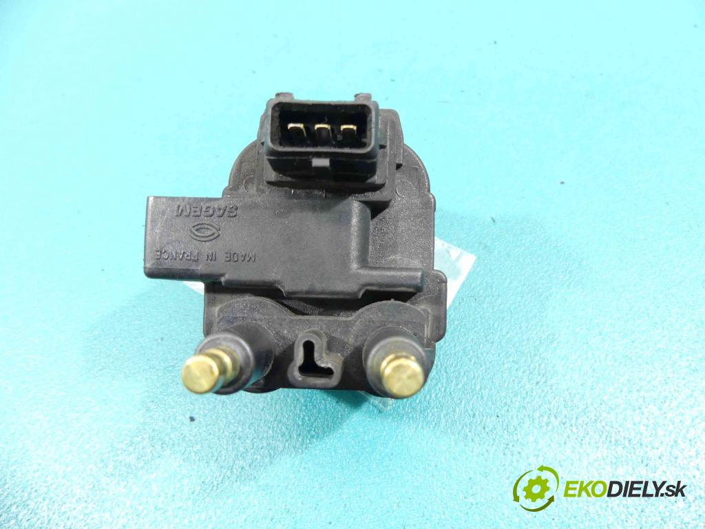 Volvo V40 I 1995-2004 2.0 16v 140 HP manual 103 kW 1948 cm3 5- cievka zapaľovacia 7700850999 (Zapaľovacie cievky, moduly)