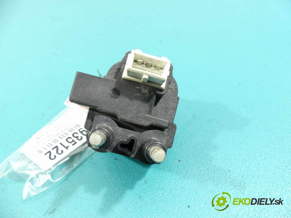 Volvo V40 I 1995-2004 2.0 16v 140 HP manual 103 kW 1948 cm3 5- cievka zapaľovacia 0040100255 (Zapaľovacie cievky, moduly)