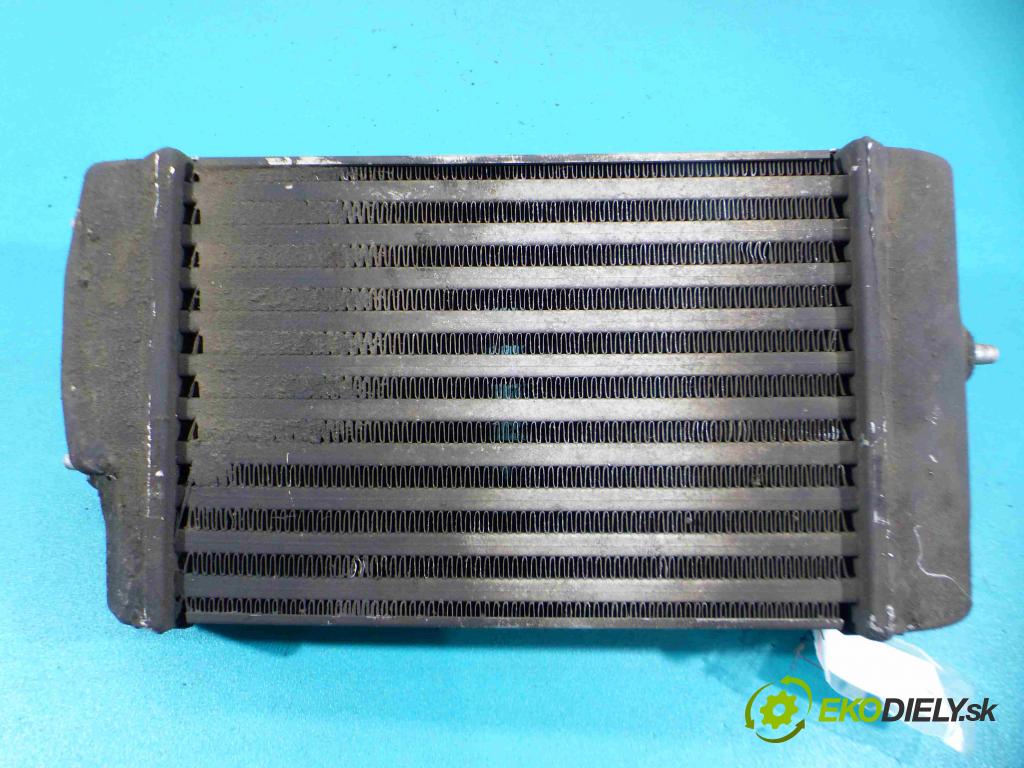 Chrysler Voyager IV 2.5 CRD 143 hp manual 105 kW 2499 cm3 5- Intercooler 1072868503A (Chladiče nasávaného vzduchu (intercoolery))