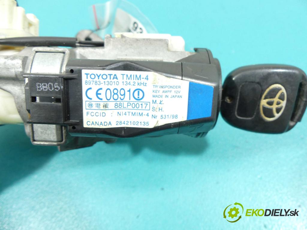 Toyota Corolla Verso I 2001-2004 2.0 D4D 90 HP manual 66 kW 1995 cm3 5- Spínačka 89783-13010 (Spínacie skrinky a kľúče)