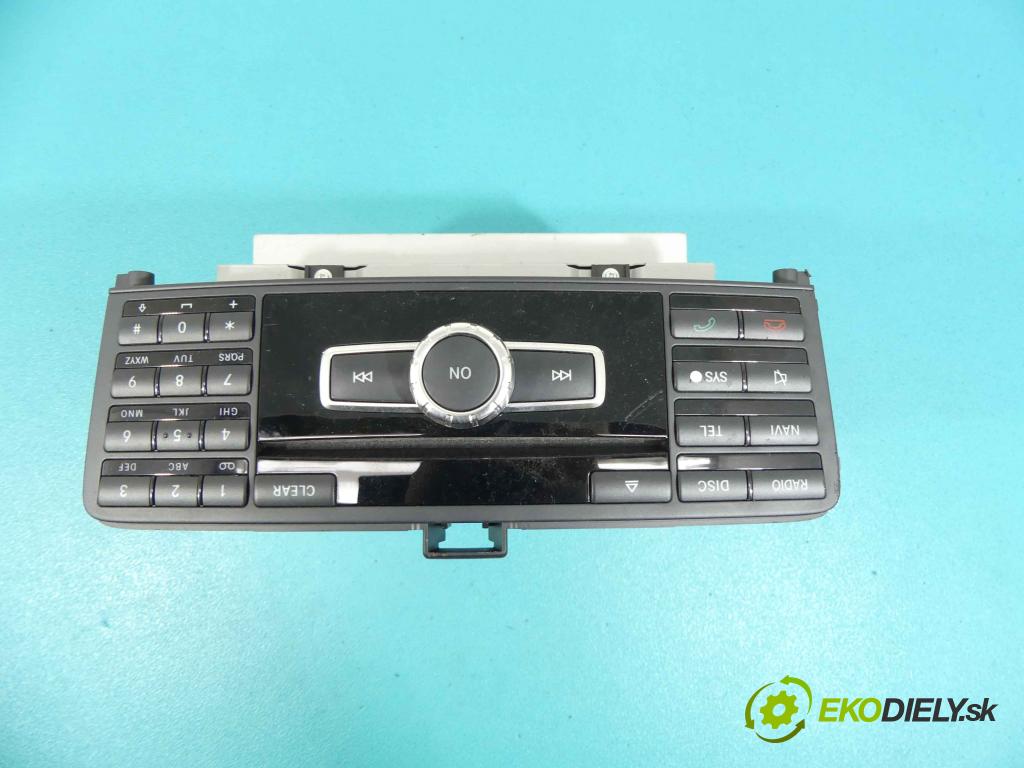 Mercedes SLK III R172 2011-2019 1.8 CGI 184hp automatic 135 kW 1796 cm3 2- Navigácia: A1729001207 (GPS navigácie)