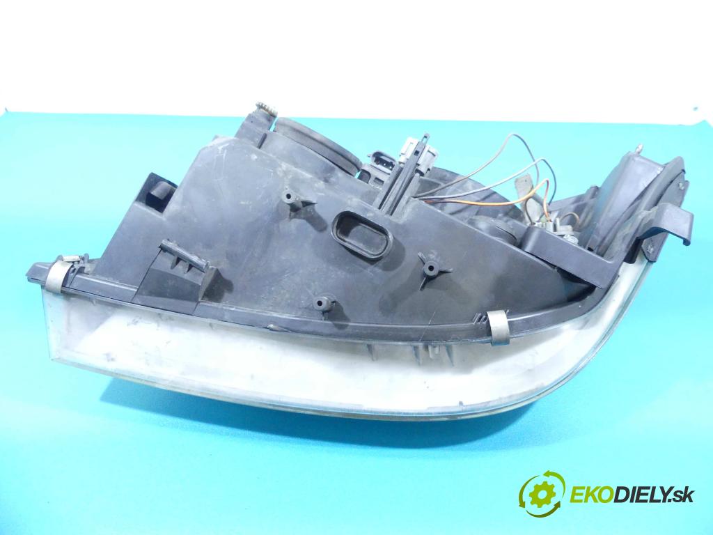 Nissan Primera P12 2001-2007 1.8 16v 116 HP manual 85 kW 1769 cm3 5- Reflektor: pravý  (Pravé)