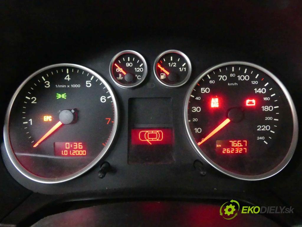 Audi A2 1.6 FSI GCD) 110 HP manual 81 kW 1598 cm3 5- prístrojovka/ budíky 110080192/011 (Prístrojové dosky, displeje)