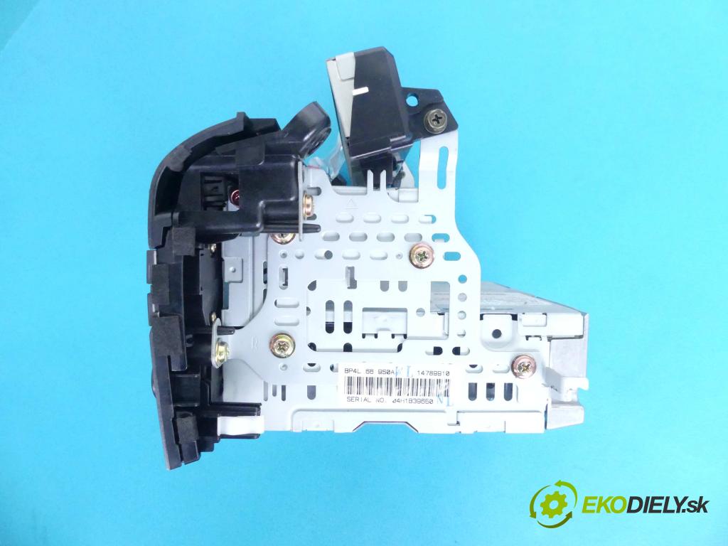 Mazda 3 I BK 2003-2009 1.6 16v 105 HP manual 77 kW 1598 cm3 5- Radio 14789919 (Audio zariadenia)