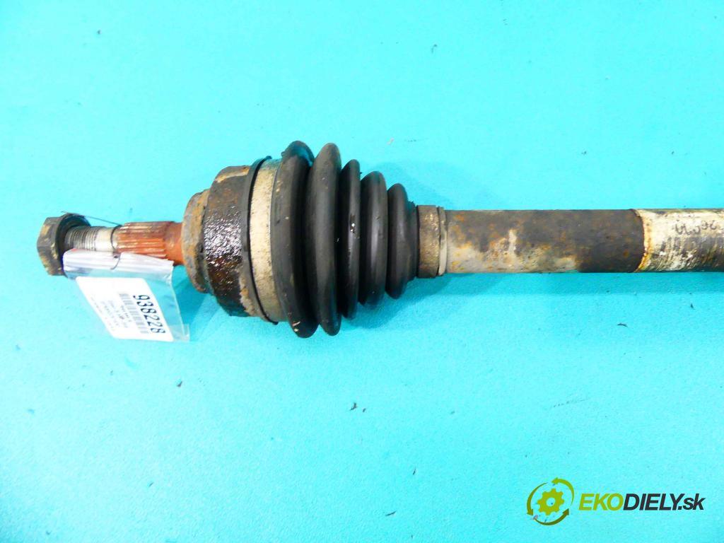 Citroen C5 2001-2008 1.6 hdi (DV6TED4) 109 HP manual 80 kW 1560 cm3 5- poloos ľavé  (Poloosy)