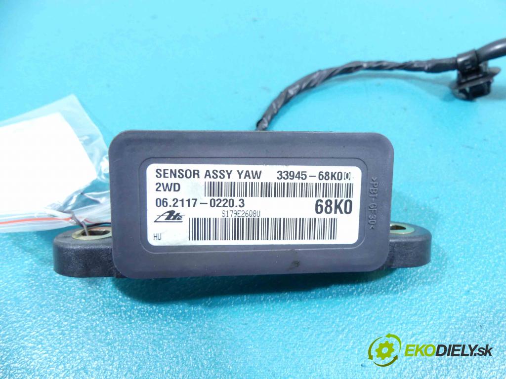 Suzuki Alto 2009-2014 1.0b 68 hp manual 50 kW 996 cm3 5- snímač ESP 33945-68K00
