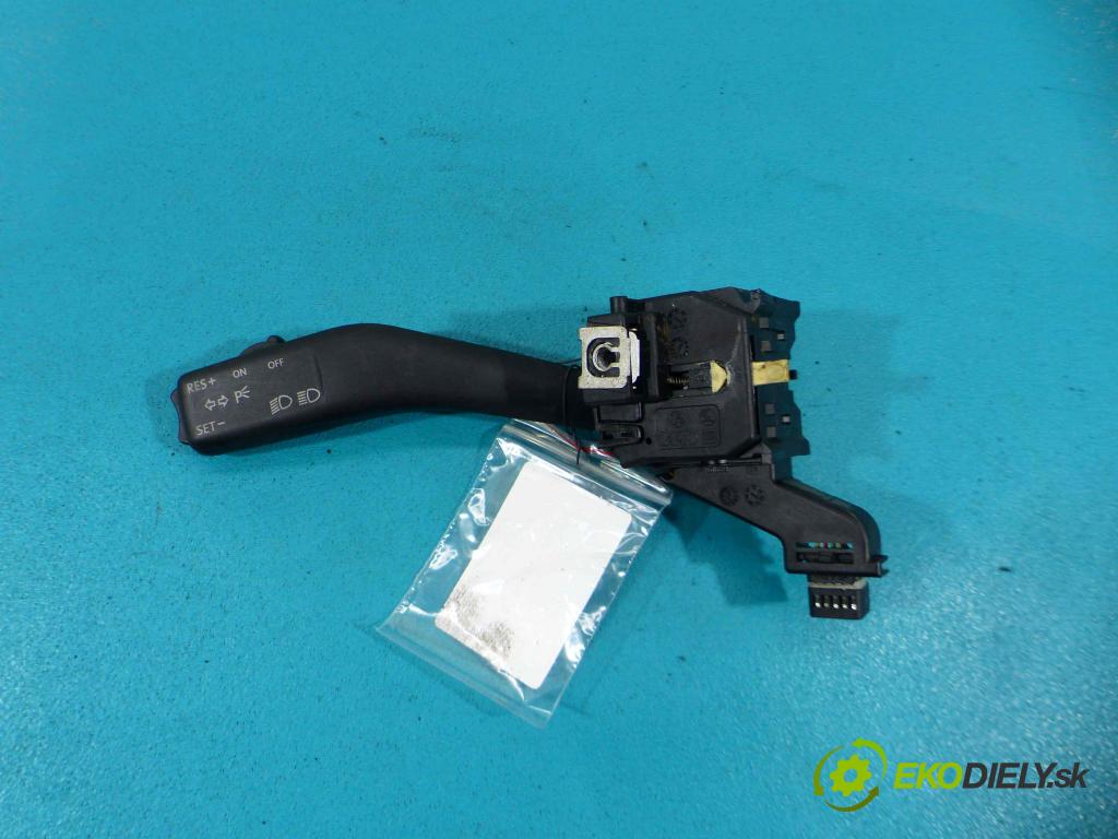 Seat Altea 1.9 tdi (BXE) 105 HP manual 77 kW 1896 cm3 5- prepínač 1K0953513A