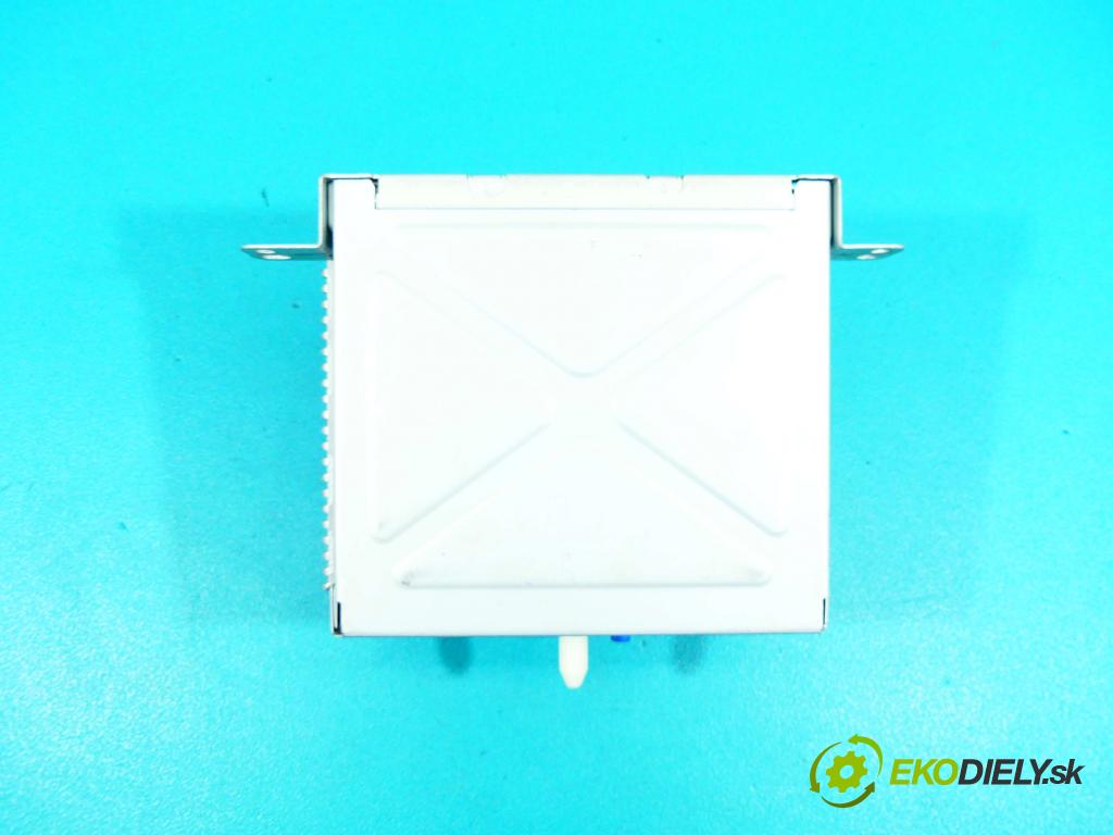 Opel Meriva B 2010-2017 1.6 cdti 95 HP manual 70 kW 1598 cm3 5- Radio 23218951 (Audio zariadenia)