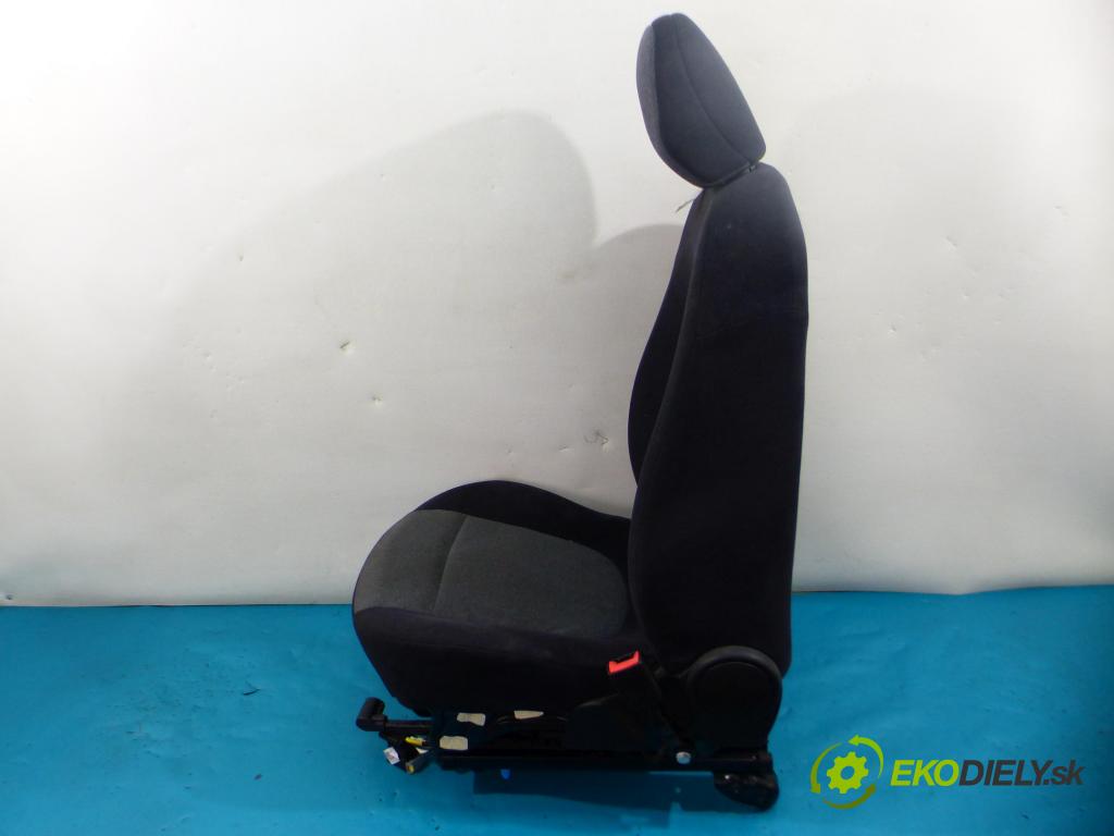 Fiat Bravo II 2007-2014 1.9 jtd 937A5000 150 HP manual 110 kW 1910 cm3 5- Sedačka pravý  (Sedačky, sedadlá)