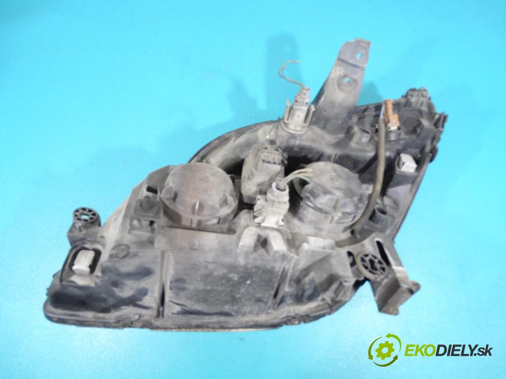 Renault Scenic I 1996-2003 1.4 16v 95 HP manual 70 kW 1390 cm3 5- Reflektor: pravý  (Pravé)