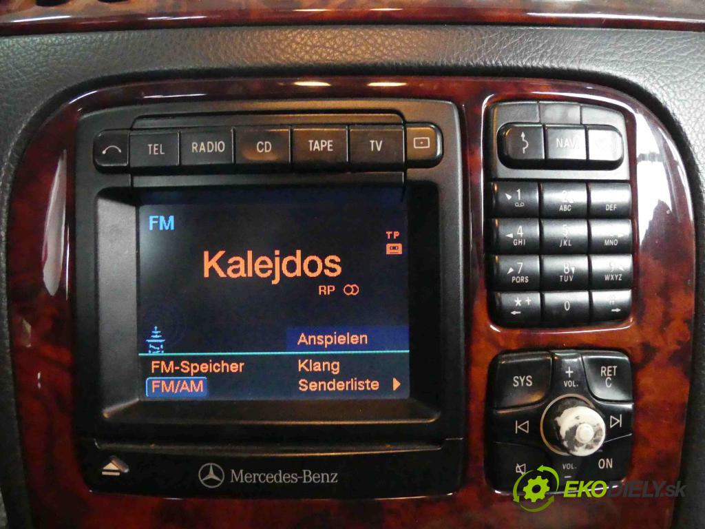 Mercedes S W220 1998-2005 3.2 R6 CDi (613960) 197KM automatic 145 kW 3222 cm3 4- Radio A2208204889 (Audio zařízení)