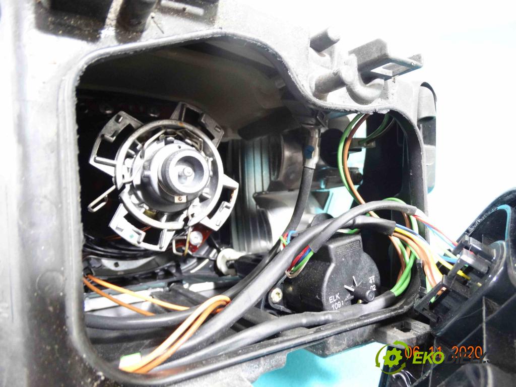 Audi A8 D3 2002-2009 4.2 V8 334HP automatic 246 kW 4172 cm3 4- Reflektor: pravý  (Pravé)