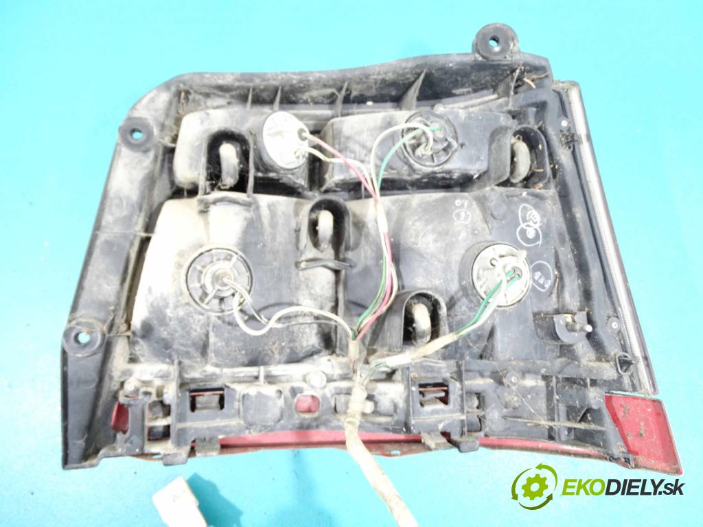 Toyota Corolla E10 1,4.0 16v 75 HP manual 55 kW 1332 cm3 3- svetlo / reflektor zadné ľavé  (Ostatné)