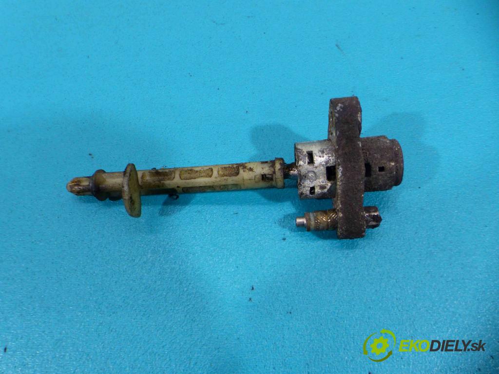 Ford Mondeo Mk3 2000-2007 2.0 tdci 131 hp manual 96 kW 1998 cm3 5- zámek kapoty