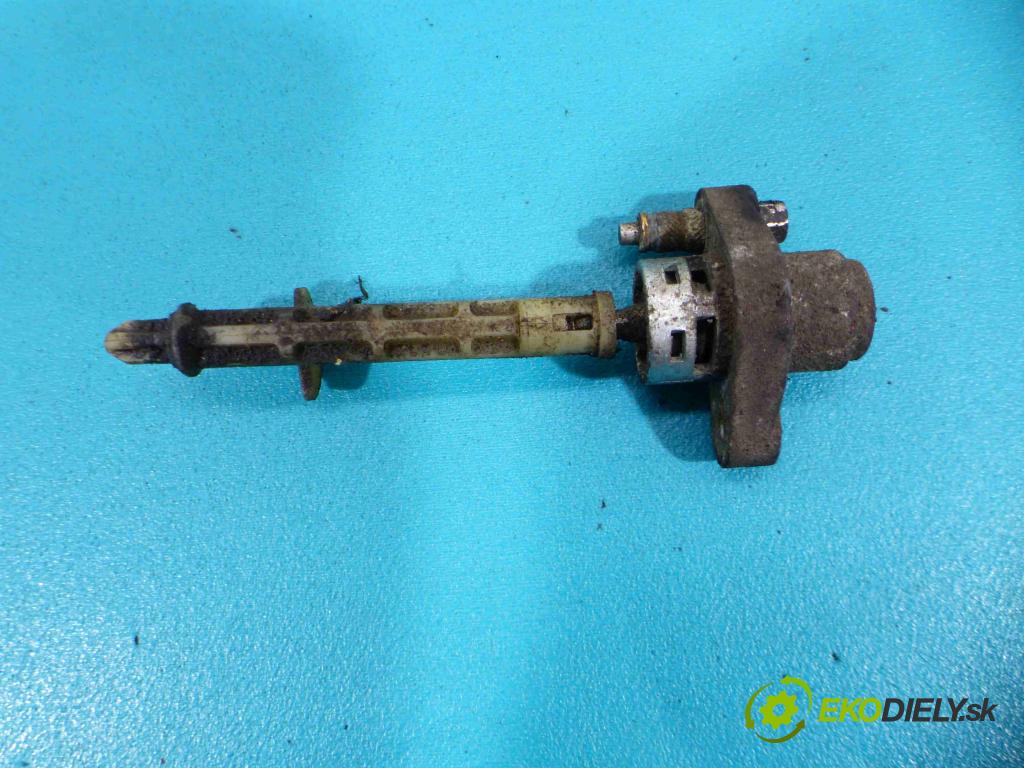 Ford Mondeo Mk3 2000-2007 2.0 tdci 131 hp manual 96 kW 1998 cm3 5- zámek kapoty