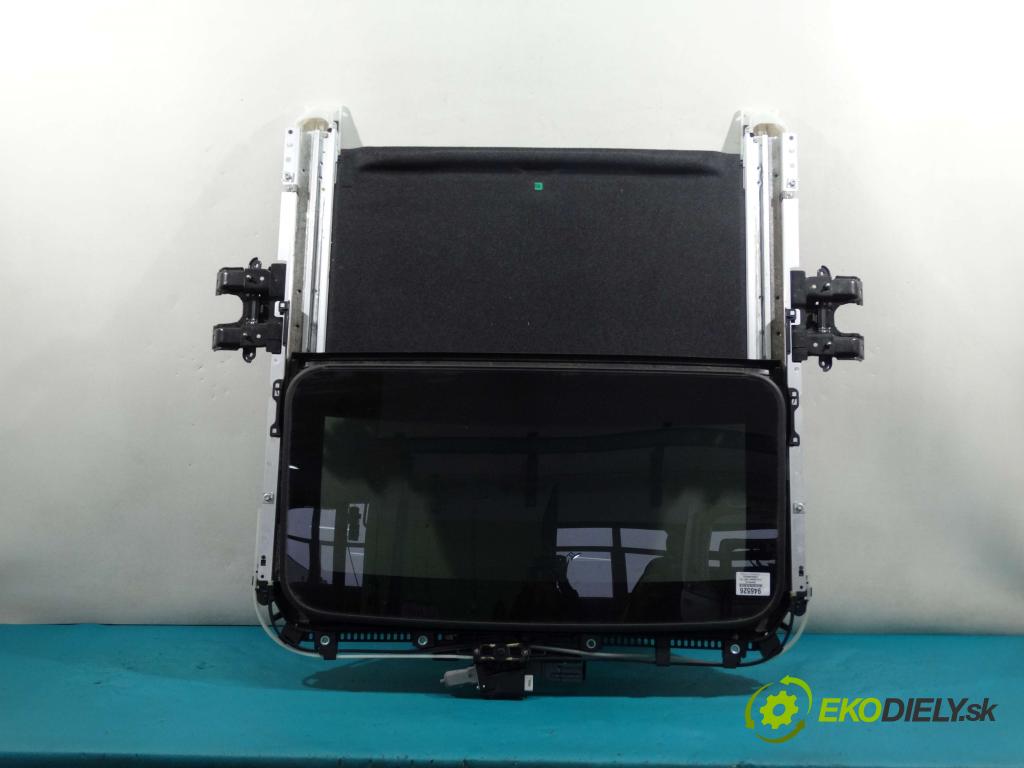 Toyota Highlander II 2007-2013 3.5 V6 273KM: automatic 201 kW 3456 cm3 5- Střešní okno:  (Okna karoserie)