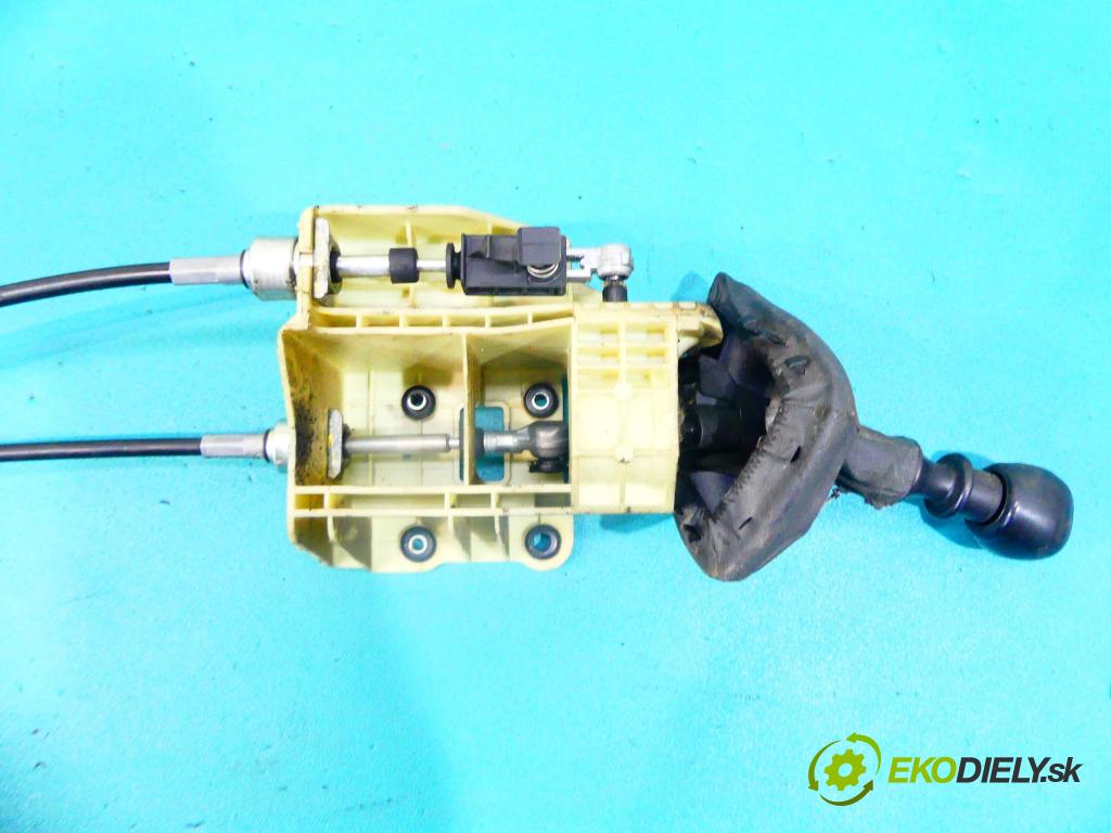 Fiat Ducato 1994-2006 2.0 jtd 84KM manual 62 kW 1997 cm3 5- Páka: Změny: stupeň,rýchlosť 7353327050 (Rýchlostné páky / kulisy)