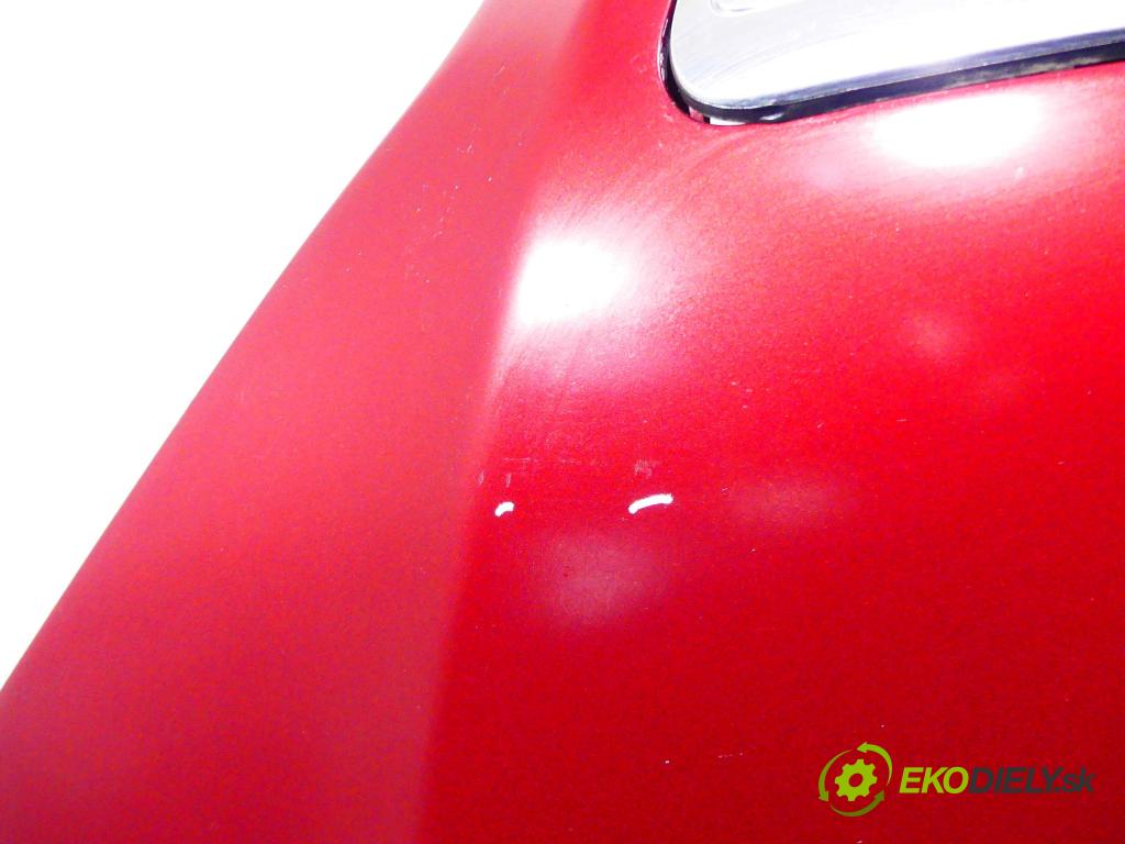 Toyota Avensis Verso 2.0 D4D 116 HP manual 85 kW 1995 cm3 5- kapota predná