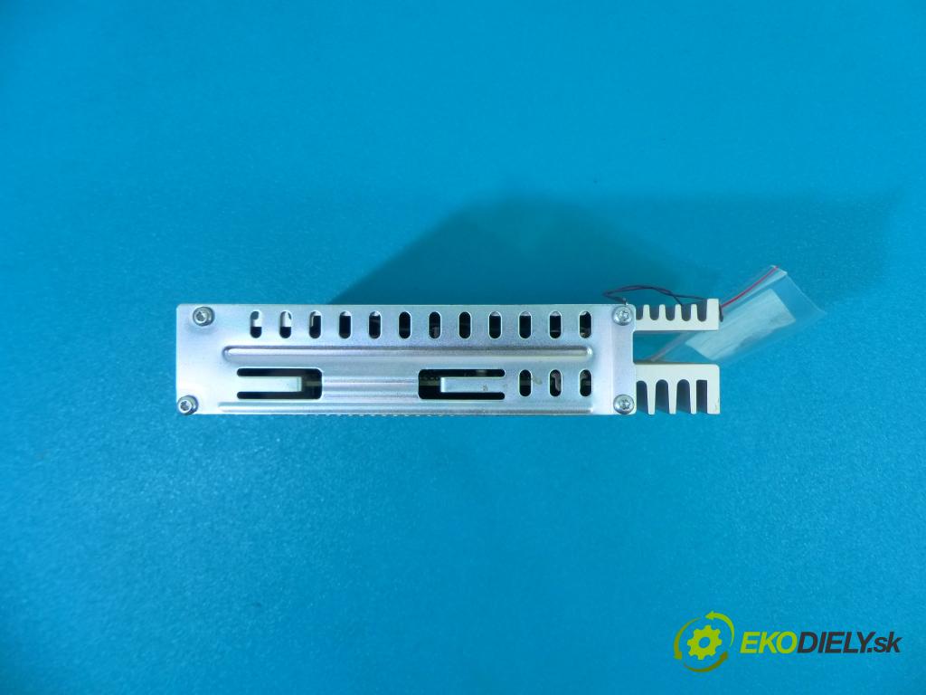 Toyota Highlander II 2007-2013 3.5 V6 273KM: automatic 201 kW 3456 cm3 5- Zesilovač: 86280-0W820 (Zosilňovače)