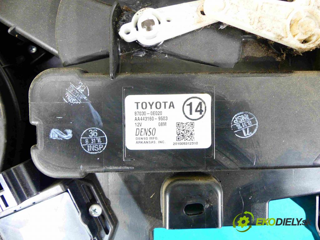 Toyota Highlander II 2007-2013 3.5 V6 273KM: automatic 201 kW 3456 cm3 5- radiator 87030-0E020 (Radiátory kúrenia)