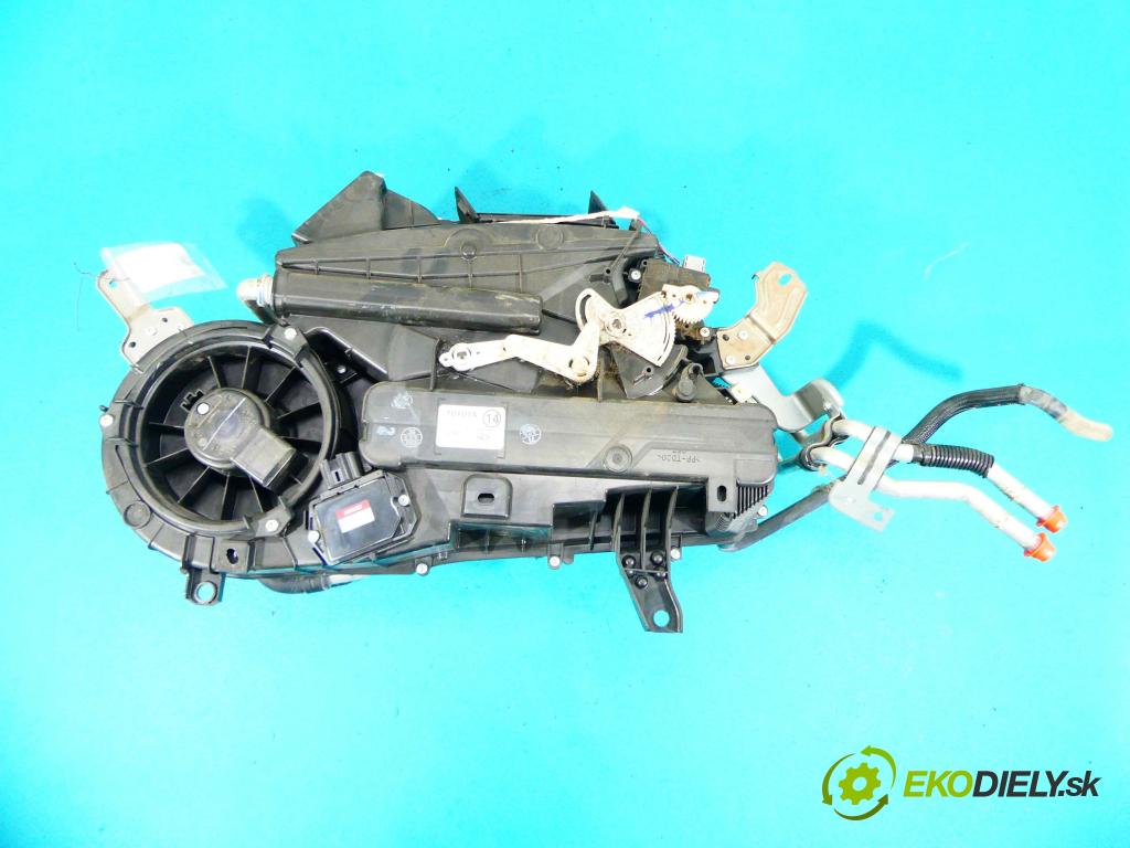 Toyota Highlander II 2007-2013 3.5 V6 273KM: automatic 201 kW 3456 cm3 5- radiator 87030-0E020 (Radiátory kúrenia)