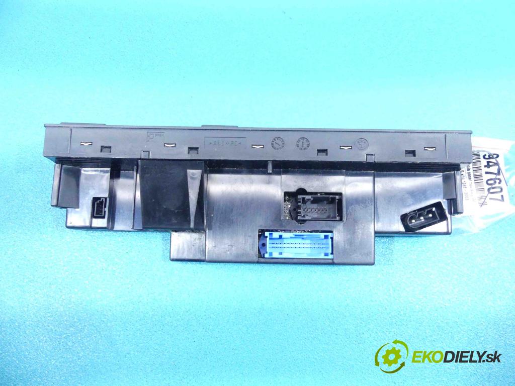 Bmw 5 e39 1996-2003 2.0 24V R6 150 HP manual 110 kW 1991 cm3 4- panel kúrenia 83775469