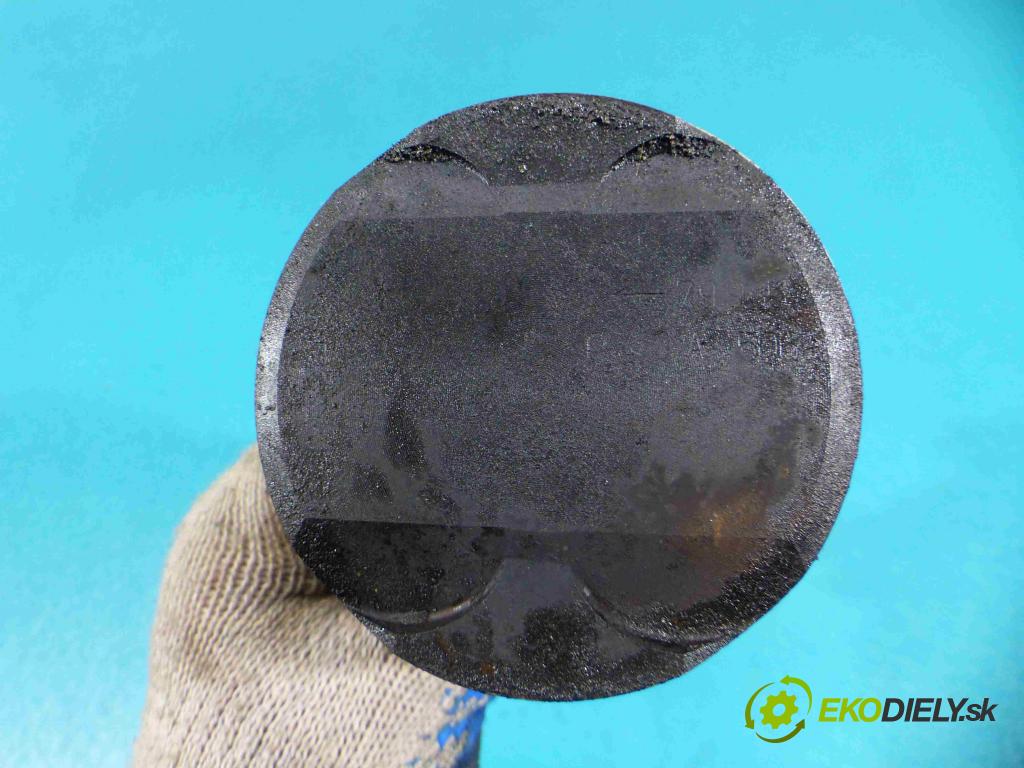 Bmw 5 e39 1996-2003 2.0 24V R6 150 HP manual 110 kW 1991 cm3 4- piest (Piesty)