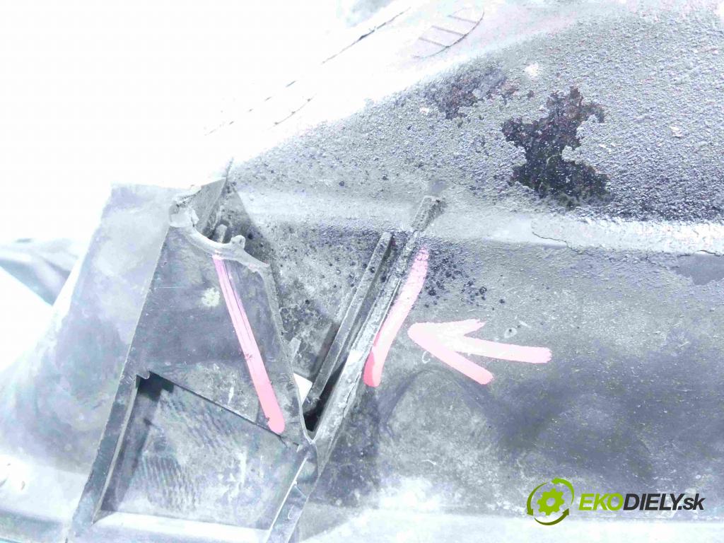 Opel Corsa B 1993-1999 1.2 45KM manual 33 kW 1195 cm3 3- Reflektor: pravý  (Pravé)