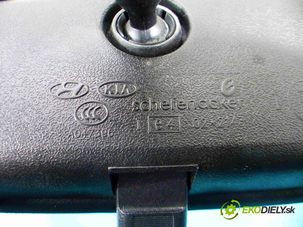 Hyundai Ix35 2.0 16V 163 HP manual 120 kW 1998 cm3 5- zrkadlo uvnitř:  (Spätné zrkadlá vnútorné)