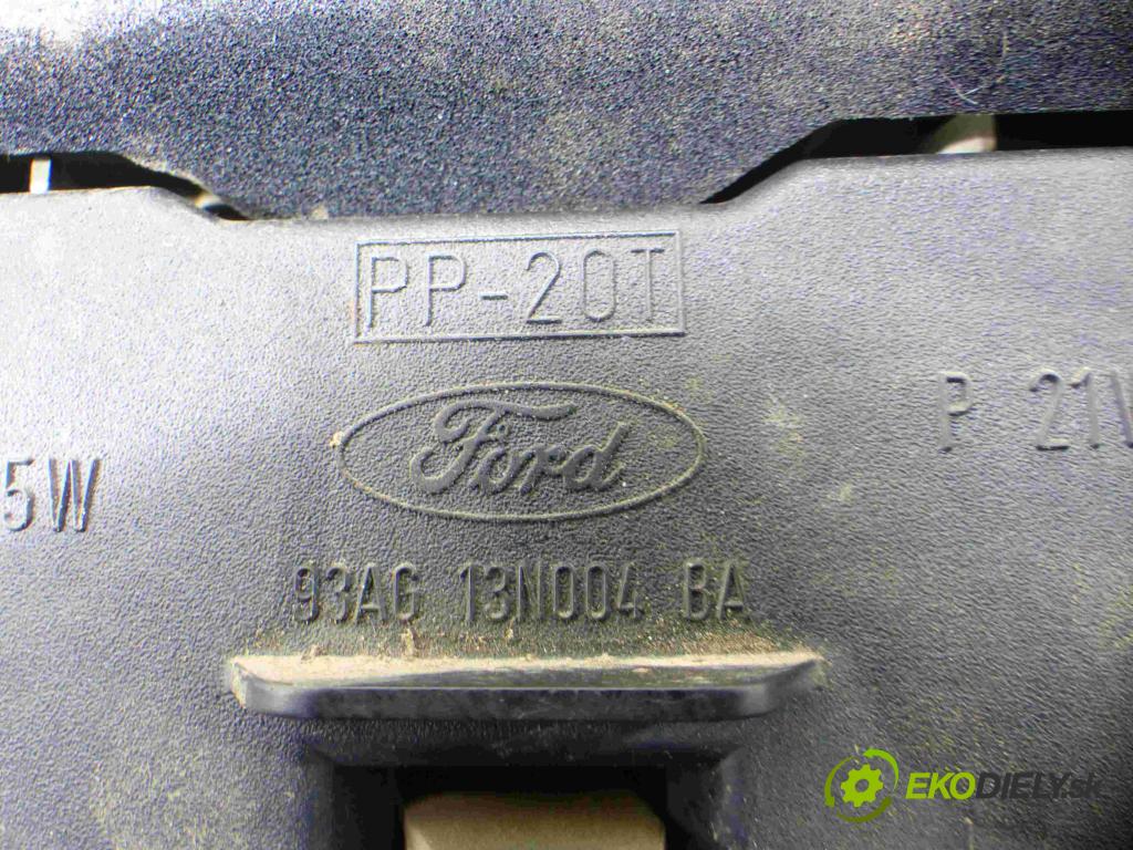 Ford Escort 1.4 8v 75 HP manual 55 kW 1391 cm3 5- svetlo / reflektor zadné ľavé 93AG-13N004-BA (Ostatné)