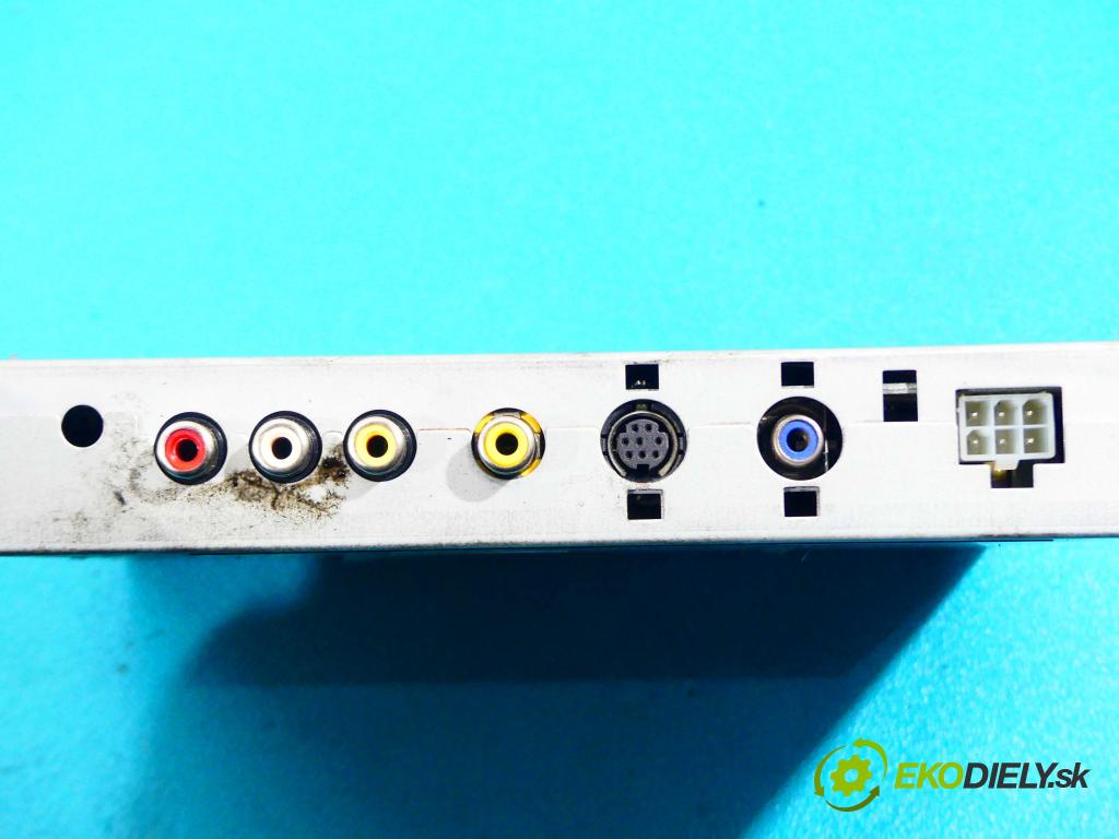 Jeep Grand Cherokee WJ 1998-2004 2.7 crd: 163 HP automatic 120 kW 2685 cm3 5- Zesilovač: 002298 (Zosilňovače)