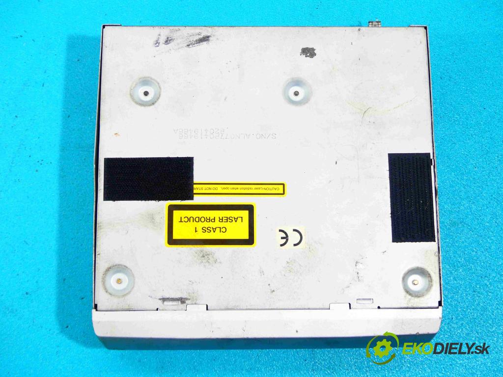 Jeep Grand Cherokee WJ 1998-2004 2.7 crd: 163 HP automatic 120 kW 2685 cm3 5- Navigácia: NVE-N077PS (GPS navigácie)