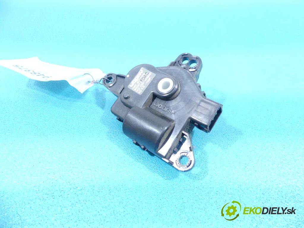 Hyundai Ix35 2.0 16V 163 hp manual 120 kW 1998 cm3 5- motorek topení D267-AP9BA01