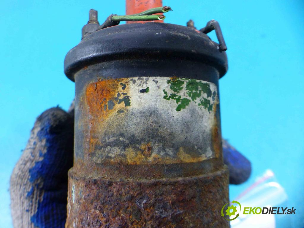 Audi 100 C3 1982-1991 1.8 90 HP manual 66 kW 1781 cm3 4- cievka zapaľovacia  (Zapaľovacie cievky, moduly)