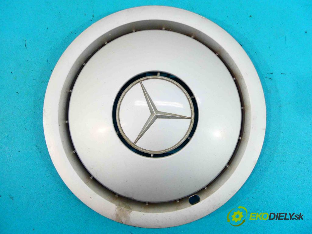 Mercedes 190 201 1.8 injekcia: mechanický 109 HP manual 80 kW 1797 cm3 4- puklica 2014010424 (Puklice)