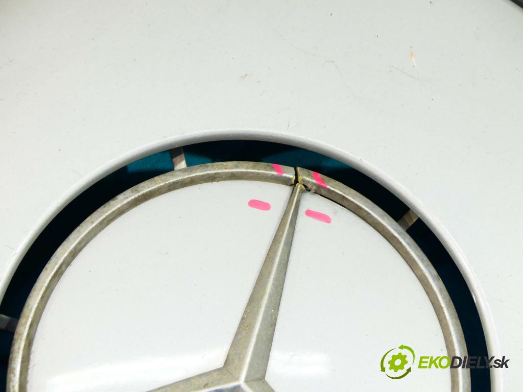 Mercedes 190 201 1.8 injekcia: mechanický 109 HP manual 80 kW 1797 cm3 4- puklica 2014010424 (Puklice)