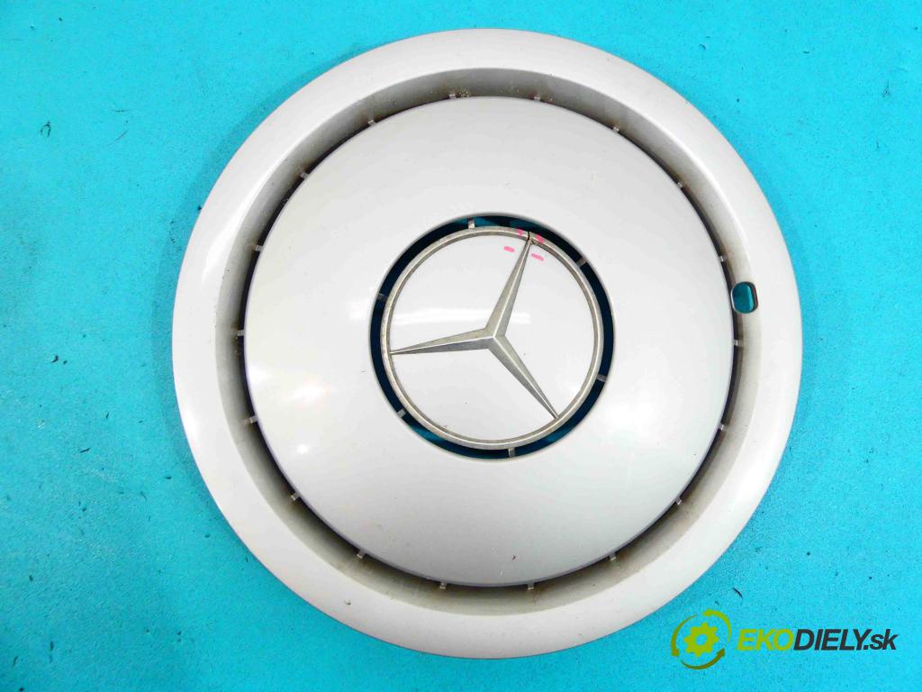 Mercedes 190 201 1.8 injekcia: mechanický 109 HP manual 80 kW 1797 cm3 4- puklica 2014010424 (Puklice)