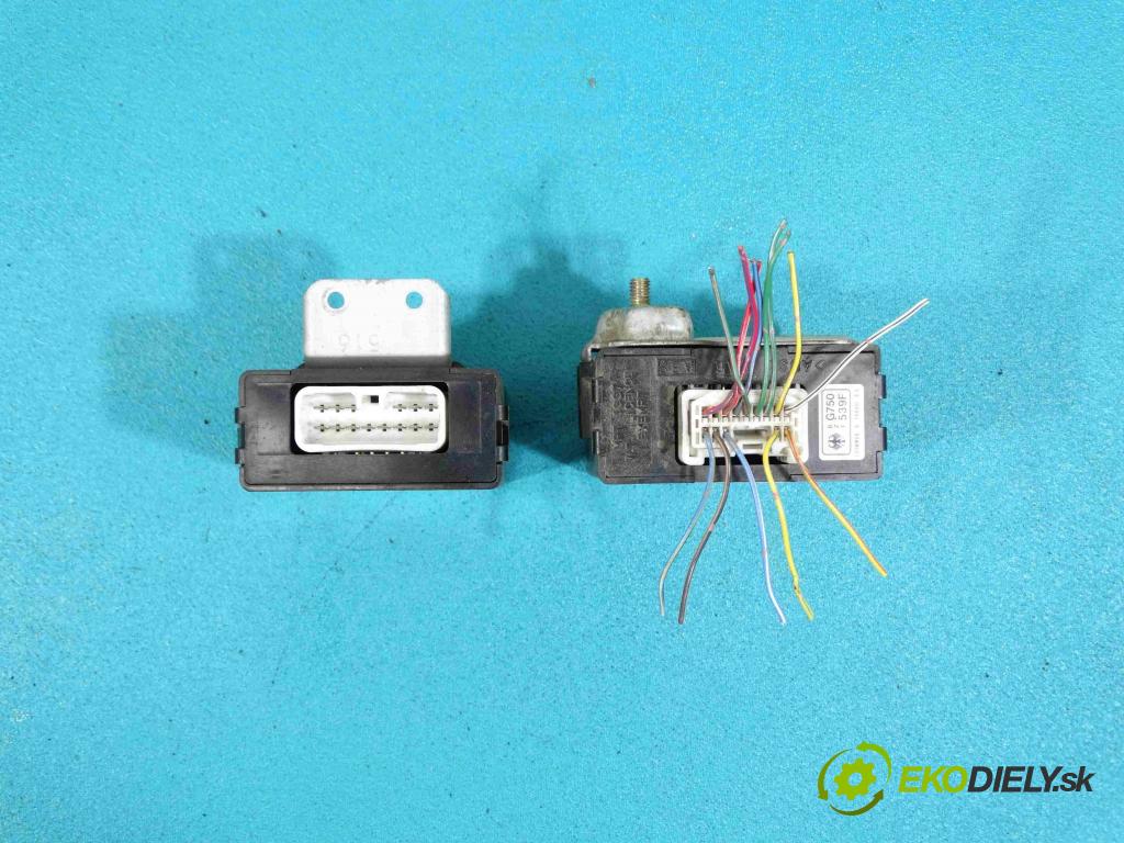 Toyota Rav4 I 1994-2000 2.0 16v 129 HP manual 95 kW 1998 cm3 3- Jednotka riadiaca 89661-42090
