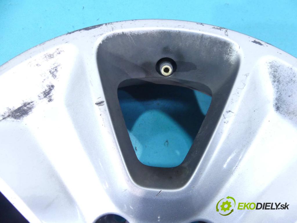 Dacia Duster I 2010-2018 1.6 16v 105 hp manual 77 kW 1598 cm3 5- hlinikové disky