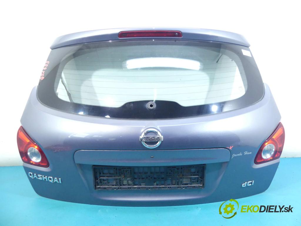 Nissan Qashqai 06-13 2.0 DCi 150 HP manual 110 kW 1995 cm3 5- zadna kufor  (Zadné kapoty)