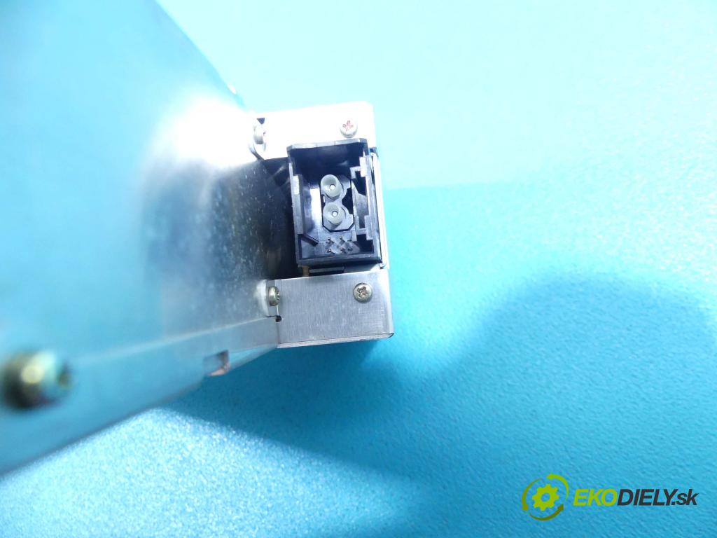 Bmw 5 e60 2003-2010 3.0d (M57: TU): 218 HP automatic 160 kW 2999 cm3 4- Menič: cd 6938975 (CD meniče)