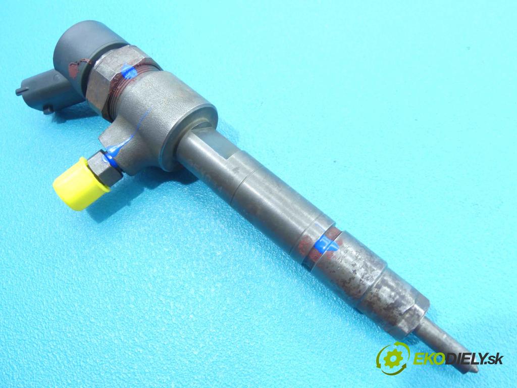 Fiat Stilo 1.9 jtd 80 HP manual 59 kW 1910 cm3 5- vstrek 0445110119 (Vstrekovače)