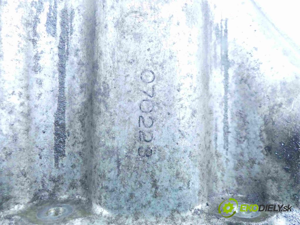 Honda Legend IV 2004-2012 3.5 V6 295KM automatic 217 kW 3471 cm3 4- vana olejová  (Olejové vany)