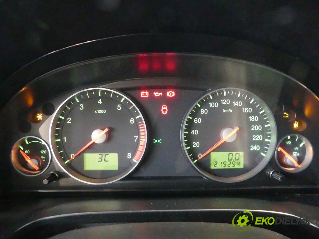Ford Mondeo Mk3 2000-2007 1.8 16v 110 HP manual 81 kW 1798 cm3 5- prístrojovka/ budíky 3S7T-10849-AC (Prístrojové dosky, displeje)