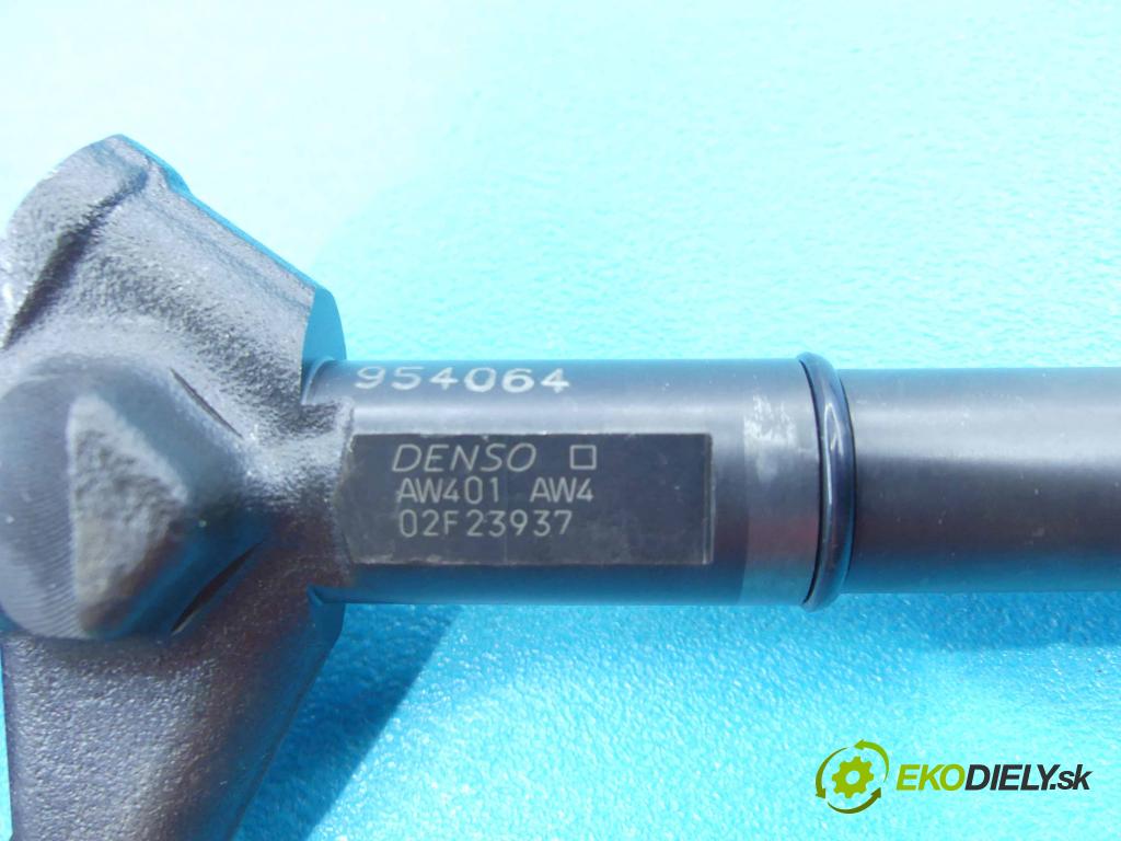 Nissan Primera P12 2001-2007 2.2 dci 139 HP manual 102 kW 2184 cm3 5- vstrek 02F23937 (Vstrekovače)