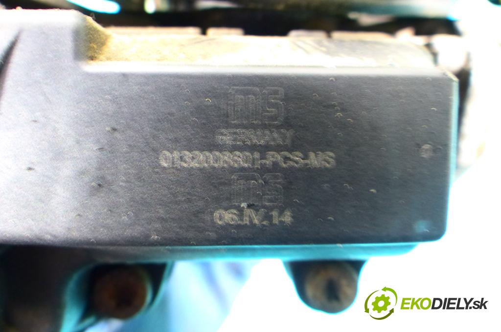 Citroen Saxo 1.1 54 HP manual 40 kW 1124 cm3 5- vstrekovač  (Karburátory)