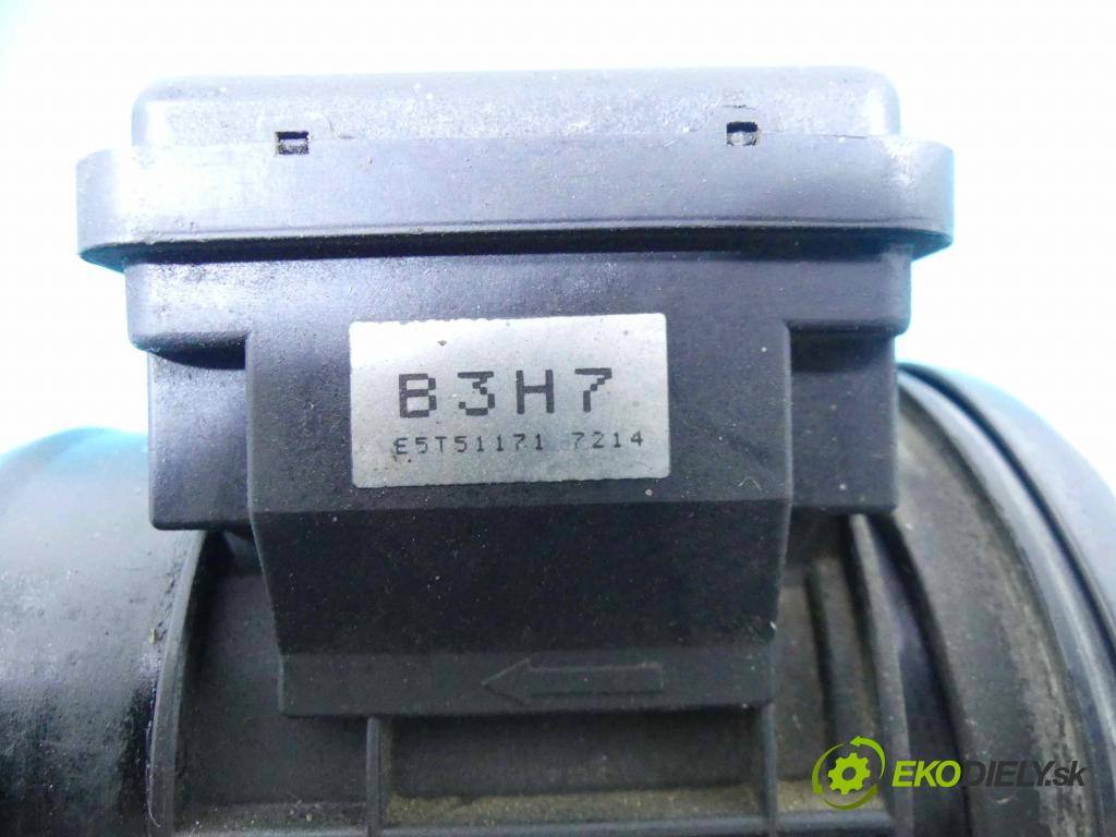 Mazda 323 1.5 16v 88 HP manual 65 kW 1489 cm3 4- průtokoměr: E5T51171 (Váhy vzduchu)
